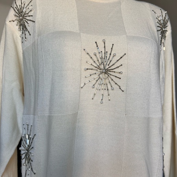 NWT Liz Claiborne Wool Acrylic Beaded Snowflake Cream Ecru Sweater Size Medium - Picture 5 of 16